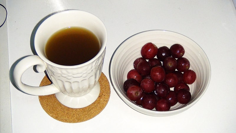 Ginger tea and Grapes