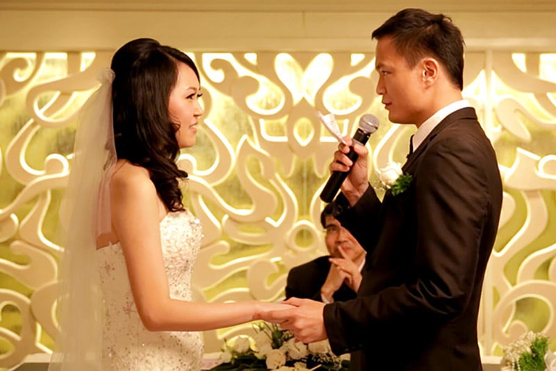 Exchanging wedding vows
